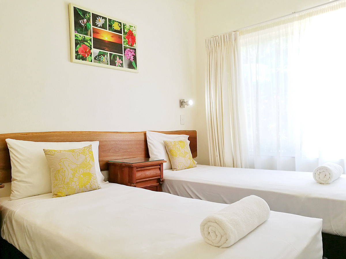 Villa Marine Cairns 2 bedroom holiday beds