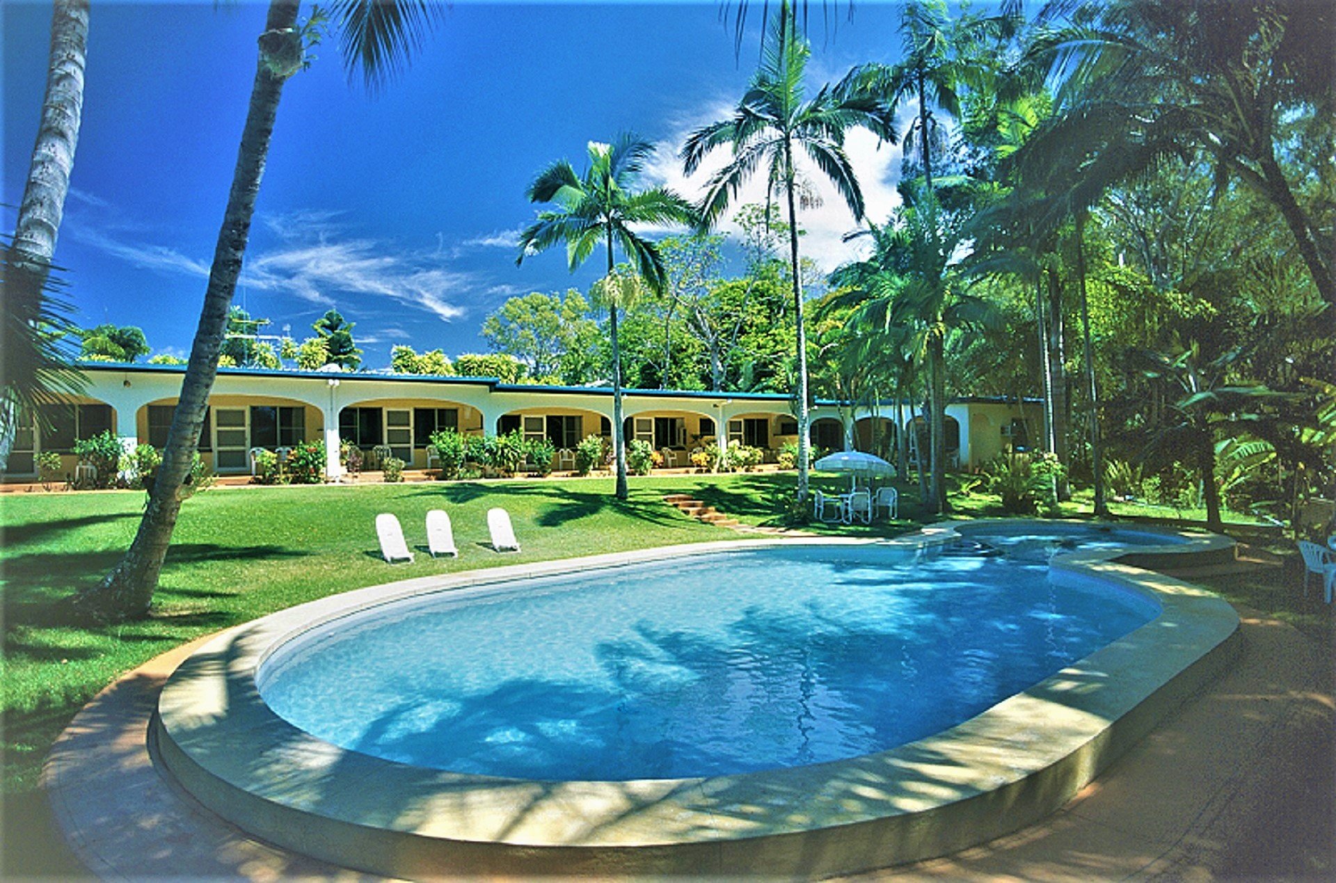 Villa Marine Cairns exterior